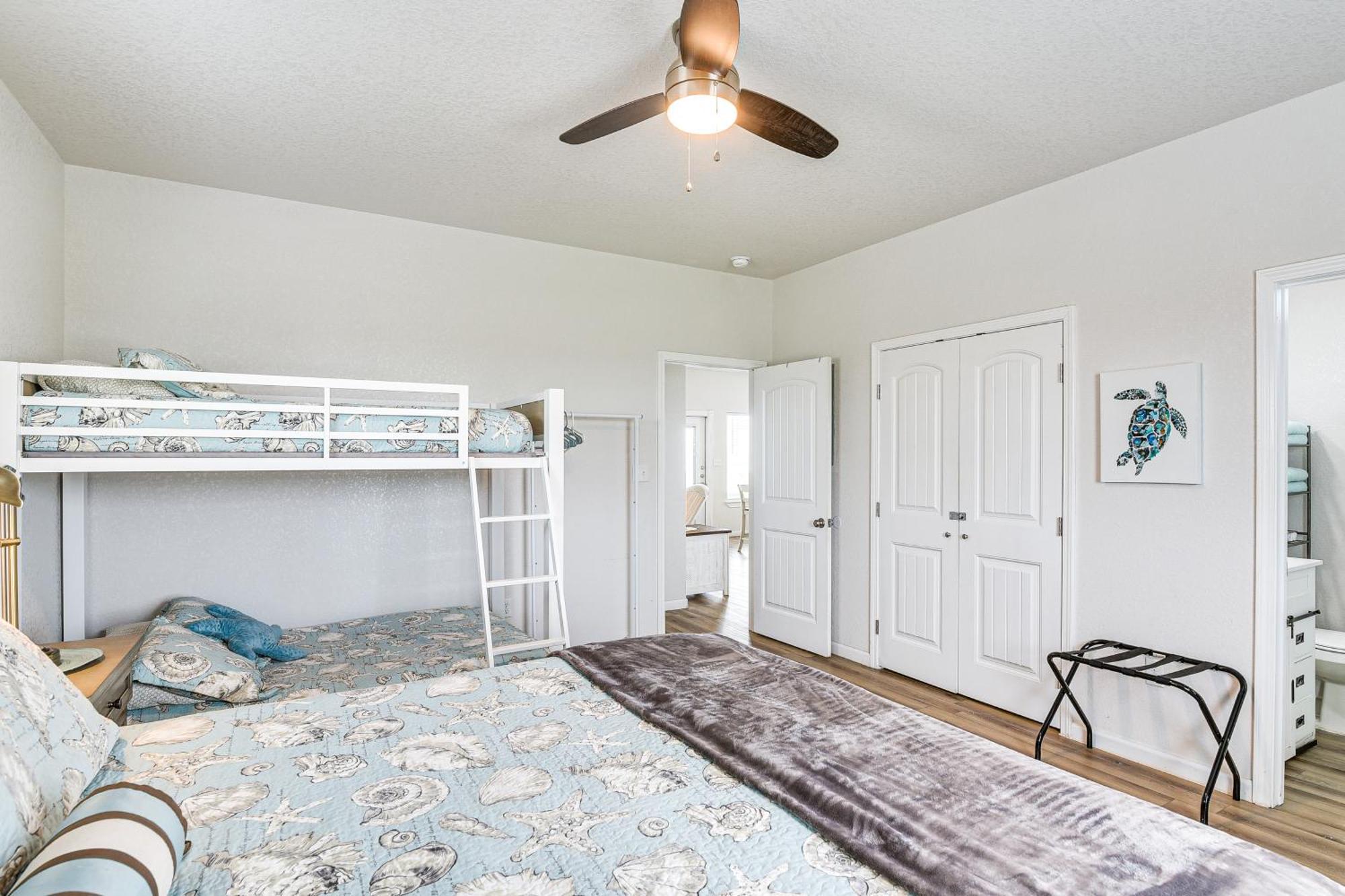 Beachfront Texas Retreat - 2 Decks, Patio And Views! Surfside Beach Exterior foto
