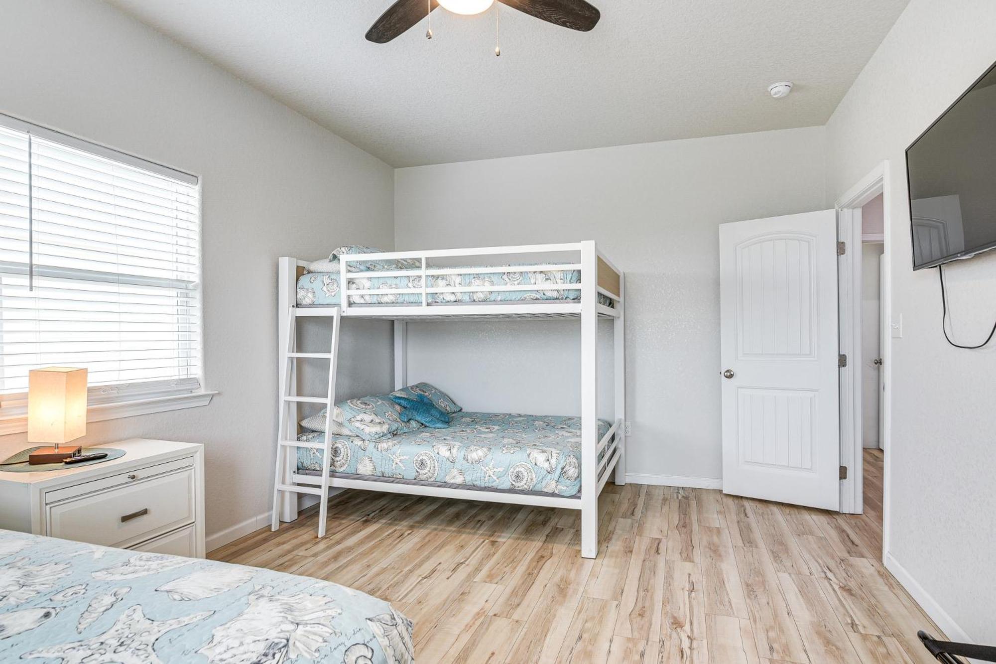 Beachfront Texas Retreat - 2 Decks, Patio And Views! Surfside Beach Exterior foto
